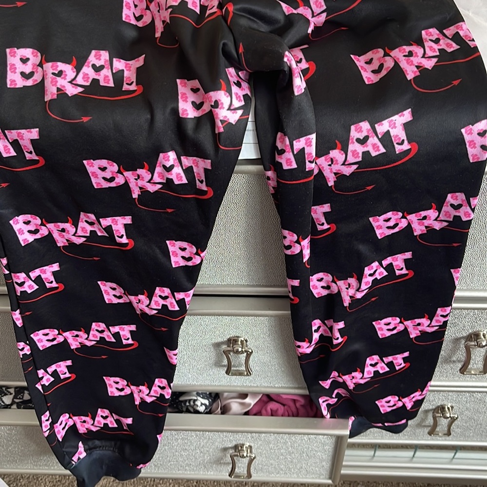 Sweatpants - Picture 2 of 2